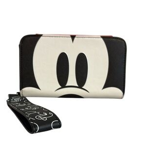 Mickey Mouse Wristlet Wallet Bioworld Tech Pocket Black & White
